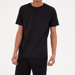 Fabricant de t-shirts à col rond vierges de qualité supérieure, 100% coton, t-shirts oversize épais, streetwear, t-shirts décontractés pour hommes, t-shirts unis - Product Image 1