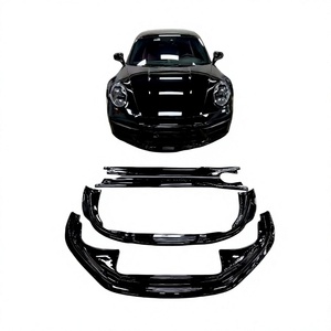 Kits de Carrocería Pequeños en Negro Brillante de Alta Calidad, Aptos para Porsche 911 992.1, Diseño Modificado Maxton - Product Image 4