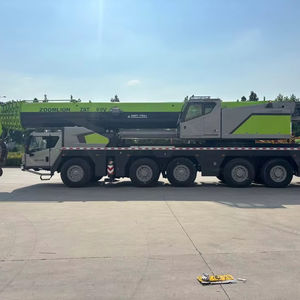 Venta de Fábrica Original, Grúa Todoterreno ZAT2000 de 200 Toneladas y 6 Ejes con Pluma Totalmente Extensible en SHANGHAI - Product Image 1