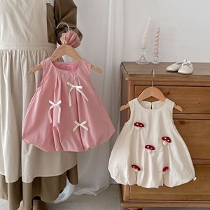 Robe d'été 2026 INS <span class=keywords><strong>pour</strong></span> filles, super mignonne et élégante, version coréenne, sans manches, jupe bouffante, style princesse - Product Image 2