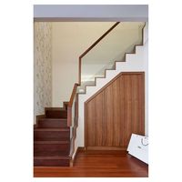 Promotion : Escalier intérieur personnalisé en chêne massif avec marches en bois, escalier droit en L avec garde-corps en verre de sécurité, nouveau design