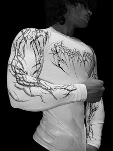Maglia a Compressione da Uomo a Maniche Lunghe con Collo Tondo, Ideale per Corsa e Sport, Tessuto Altamente Elastico con Motivo Geometrico - Product Image 2