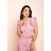 Ensemble coordonné pour femme, chemise blazer à volants avec jupe pantalon droite, tenue élégante en deux pièces avec un design élégant, look tendance