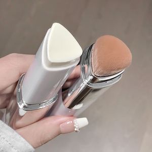 Kakashow OEM/ODM粉底贴天然哑光双头刷，易于融合裸妆透明遮瑕膏底妆 - Product Image 2