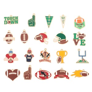 จี้รูปทรงลูกกีฬารักบี้เคลือบสี ทำจากโลหะผสมเคลือบสี  ของขวัญวันเกิด ของตกแต่งวันหยุด สำหรับเด็กชาย เด็กหญิง และผู้หญิง - Product Image 4