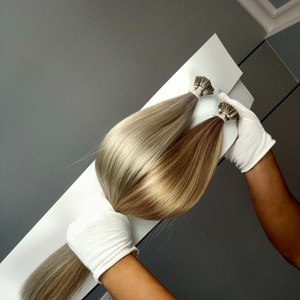 Extensions de cheveux humains Jasmine Beauty en gros, double épaisseur, lisses, Remy, à pointe plate, à pointe en kératine, à micro-anneaux, couleur claire - Product Image 1