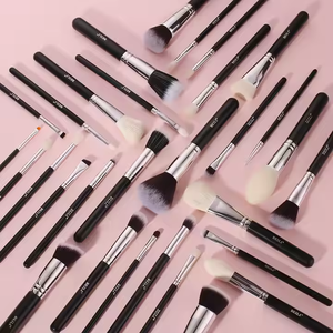 Venta al por mayor logotipo personalizado Morph polvo suave mezcla de pelo natural de lujo 30 piezas mango de madera negra juego de brochas de maquillaje - Product Image 4