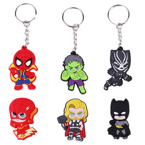 Nouveauté en gros 2D PVC personnalisé créatif exquis à collectionner <span class=keywords><strong>Film</strong></span> personnages héros porte-clés cadeaux de fête pour <span class=keywords><strong>les</strong></span> enfants - Product Image 2