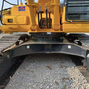 Excavatrice sur chenilles Komatsu PC300-8 d'occasion avec moteur et boîte de vitesses, puissance de 197 kW, poids opérationnel de 30 tonnes, bonne flexibilité, en vente - Product Image 6