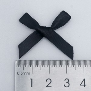 Ruban en satin pré-fait élégant de 3,5 cm, taille et couleur personnalisées, pour emballage cadeau et embellissement de vêtements - Product Image 5