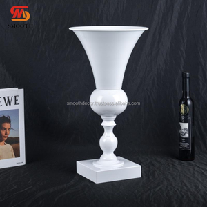Centro de Mesa de Hierro Liso para Bodas y Eventos, Soporte para Flores con Color Personalizable, Decoración de Mesa Lujosa - Product Image 6