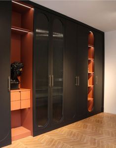 ตู้เสื้อผ้าไม้เฟอร์นิเจอร์อเนกประสงค์สำหรับห้องนอนที่มีการออกแบบร่วมสมัยและพื้นที่เก็บของกว้างขวาง - Product Image 5