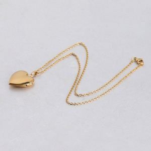 Heart Picture Pendant 18k Pvd Gold Plated Stainless Steel Lock Photo Frame Necklace Jewelry Laser Engraver - Product Image 4