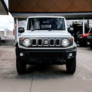Buena Oferta para Suzuki Jimny SUV GLX 5 Diésel Turbo Automático 4WD Euro VI 2024 Usado en Venta - Product Image 1