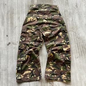 Fabricant de pantalons sur mesure, pantalon cargo à jambes larges, pantalon ample à imprimé camouflage - Product Image 2