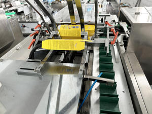 Máquina envasadora de viales para bolsitas de botellas pequeñas completamente automática Máquina envasadora de cajas de cartón - Product Image 3