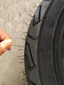 Neumático de <span class=keywords><strong>Scooter</strong></span> sin Cámara de Goma Nuevo al por Mayor, Carcasa 130/70 12 130/60-13 120/70-12, Neumáticos de Motocicleta para Fabricación - Product Image 5