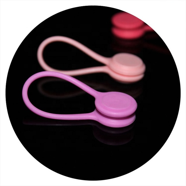 Reusable Durable Flexible Multi-purpose Data Cable Organization Magnetic Cord Holder Silicone Magnetic Cable Ties Cord Winder