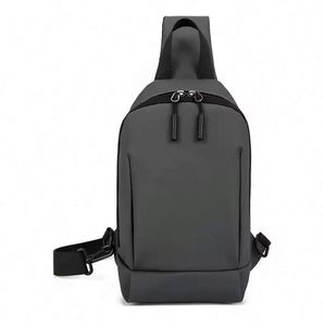 Échantillon gratuit Sac de sport mini bandoulière antivol imperméable décontracté pour homme, nouveau modèle 2024 - Product Image 6