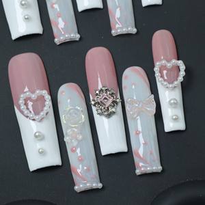 Uñas Postizas de Acrílico de Lujo, Forma Ataúd, Color Rosa, Cobertura Completa, Hechas a Mano, con Diseño de Estrellas, Mariposas y Pedrería, Precio de Fábrica - Product Image 3
