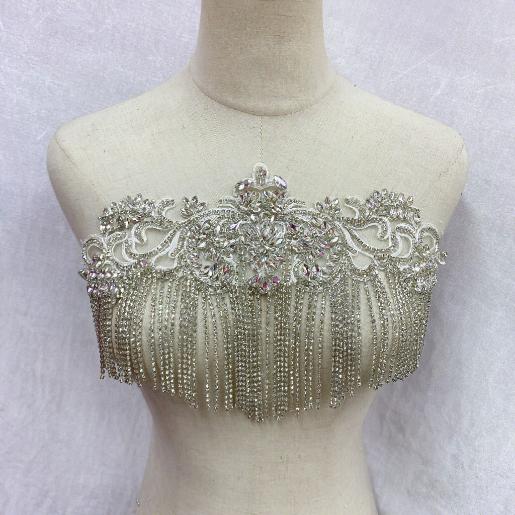 สีขาวเงิน-สีขาวเงิน