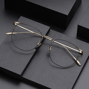 Marco óptico de titanio puro, lentes recetados de <span class=keywords><strong>lectura</strong></span> progresiva personalizados, <span class=keywords><strong>gafas</strong></span>, monturas de <span class=keywords><strong>gafas</strong></span> en línea - Product Image 2