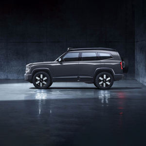 Changan G318 <span class=keywords><strong>SUV</strong></span> Híbrido Eléctrico 4x4 Deepal <span class=keywords><strong>de</strong></span> 5 Puertas y 5 Asientos, Vehículo <span class=keywords><strong>de</strong></span> Nueva Tecnología Energética, Dimensiones 5010x1985x1960 - Product Image 3