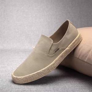 Zapatillas de Lona Modernas para Hombre, Venta Caliente, OEM, Zapatos Casuales Planos para Verano y Primavera, Ligeros, Sin Cordones, Vulcanizados - Product Image 4