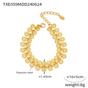 Ensemble Collier Fleur Vintage et <span class=keywords><strong>Bracelet</strong></span> Tournesol en Acier Inoxydable – Bijoux Minimalistes Polyvalents de Luxe Léger - Product Image 5