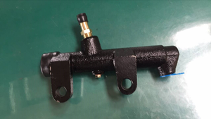 กระบอกสูบคลัตช์หลัก 46801-00Z05 สำหรับรถบรรทุกยูดี - Product Image 5