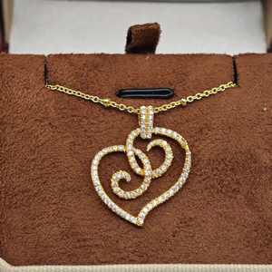 UM Jewelry ขายส่ง จี้เงินแท้ 925 ประดับเพชรซิคอน ชุบทอง เหมาะสำหรับทุกเพศ/ผู้ชาย/ผู้หญิง ใช้ได้ทุกวัน ของขวัญวันครบรอบ ของขวัญสำหรับงานปาร์ตี้ - Product Image 2