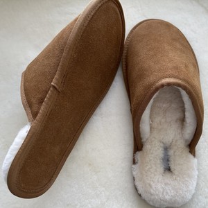 Chaussons d'intérieur chauds en fourrure <span class=keywords><strong>de</strong></span> <span class=keywords><strong>mouton</strong></span> pour femmes et hommes, avec logo personnalisé, style plat, fourrure <span class=keywords><strong>de</strong></span> <span class=keywords><strong>mouton</strong></span>, tendance, pour l'hiver - Product Image 4
