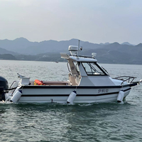 Yeni Tasarım 6.5m 21ft Tam Alüminyum Kaynaklı Açık Deniz Sert Tavanlı Lüks Kabinli Tekne Benzinli 150-200HP Balıkçı Güçlü Yat