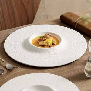 Juego <span class=keywords><strong>de</strong></span> vajilla <span class=keywords><strong>de</strong></span> hotel <span class=keywords><strong>de</strong></span> <span class=keywords><strong>loza</strong></span> <span class=keywords><strong>de</strong></span> lujo creativo <span class=keywords><strong>plato</strong></span> <span class=keywords><strong>de</strong></span> sombrero <span class=keywords><strong>de</strong></span> paja blanco liso para sopa <span class=keywords><strong>de</strong></span> Pasta occidental bandeja profunda para el hogar para - Product Image 4