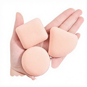 Set <span class=keywords><strong>de</strong></span> Herramientas <span class=keywords><strong>de</strong></span> Maquillaje Profesional 2 en 1: Borla Triangular para Polvo <span class=keywords><strong>de</strong></span> Terciopelo y <span class=keywords><strong>Esponja</strong></span> <span class=keywords><strong>de</strong></span> Maquillaje Tipo Malvavisco - Product Image 3