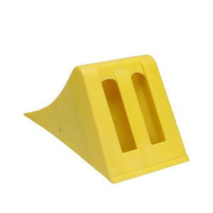 Protector portátil para neumáticos de coche, almohadilla anticolisión, rampa de estacionamiento para camiones y vehículos, amarillo, 30x20x15cm - Product Image 2