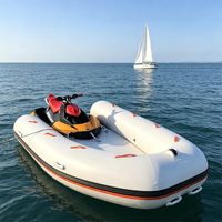 Bateau pneumatique motorisé de qualité supérieure pour jet ski, stable, léger, en PVC, pour le surf et la dérive, durable, à vendre