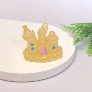 <span class=keywords><strong>Château</strong></span> lumineux en résine, 4 styles, châteaux 3D colorés, miniatures pour scrapbooking, accessoires de bricolage, <span class=keywords><strong>d</strong></span>écoration intérieure, accessoires de maison de poupée - Product Image 3