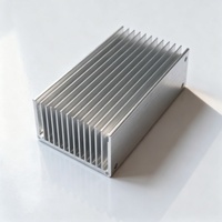 Dissipateur thermique en aluminium de précision pour serveurs électroniques et équipements industriels - Tailles et couleurs personnalisées, pièces OEM