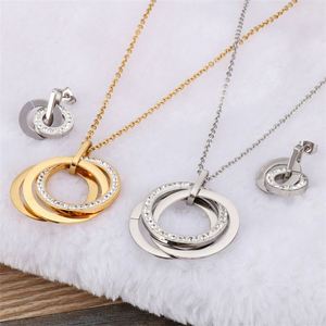 Parures de bijoux en acier inoxydable (boucles d'oreilles et collier) pour fiançailles, innovantes, marque blanche, ajustement confortable, fermoir intérieur détaillé, test de résistance - Product Image 3