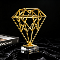 Trophée personnalisé moderne en alliage de zinc, creux, en forme de diamant, avec base en cristal, gravure laser, haute qualité, plusieurs tailles, pour cérémonie de remise des prix