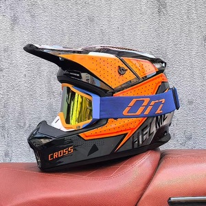 Casque modulaire tout-terrain et descente en montagne, casque de motocross et de vélo électrique, matériau ABS, état neuf - Product Image 3