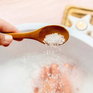 Sel <span class=keywords><strong>de</strong></span> Bain au <span class=keywords><strong>Magnésium</strong></span> Apaisant et Doux, Soluble dans l'Eau, Faible Irritation, pour Bain Relaxant <span class=keywords><strong>du</strong></span> Corps, Lot <span class=keywords><strong>de</strong></span> Vente au Détail, ODM - Product Image 1
