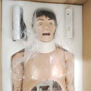 Simulador Avanzado de Parto Ginecológico <span class=keywords><strong>y</strong></span> Obstétrico SCMEHE, Maniquí de Emergencia Neonatal - Product Image 4