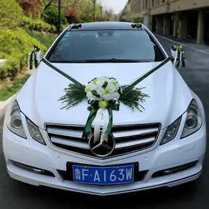 2024 fleurs de décoration de voiture décorer la célébration de mariage décorer les fleurs de voiture de mariage