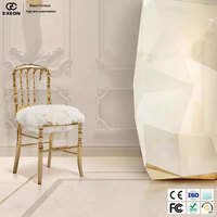 Chaise de luxe moderne dorée pour hôtel, nouveau design, chaise individuelle pour salle d'attente, chaise de salle à manger en laiton moulé, chaises dorées