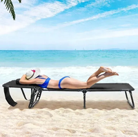 Chaise longue d'extérieur pliable à trois positions avec dossier verrouillable, cavité pour le visage et emplacements pour les bras