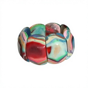 Bracelet en résine acrylique coloré 2026, géométrique, mignon, unisexe, bijoux de mode élégants et tendance en résine pour femme - Product Image 4