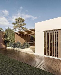 Petites cabines modernes préfabriquées portables Petit blockhaus en rondins Structure en acier Porte en bois Resort Chambre à coucher Villas Appartement Triangle Maison - Product Image 5