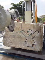 Machine à scier au fil diamanté CNC-3000 avec moteur et engrenage, contrôle 4 axes pour la découpe de lettres et de formes courbes sur marbre et granit